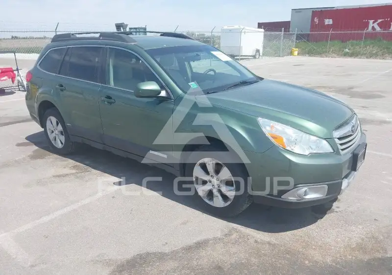2010 Subaru Outback фото