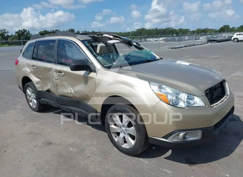 2010 Subaru Outback photo
