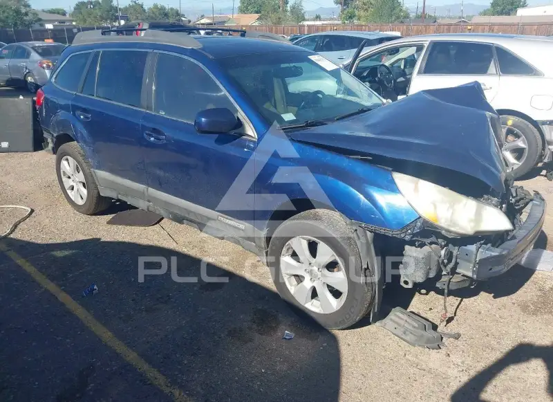 2010 Subaru Outback photo