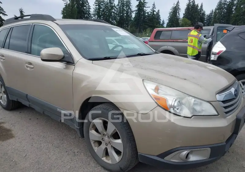 2010 Subaru Outback фото
