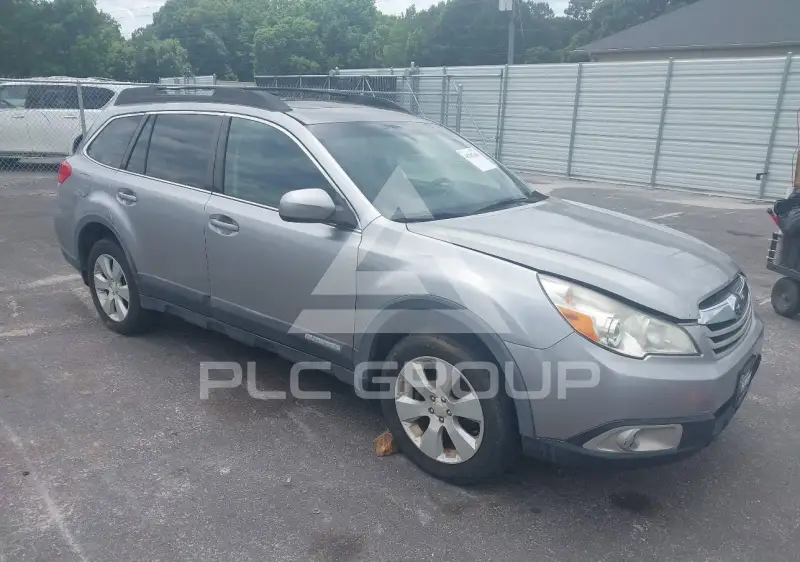 2010 Subaru Outback фото