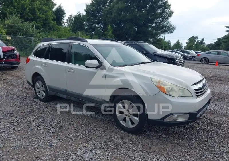 2010 Subaru Outback фото
