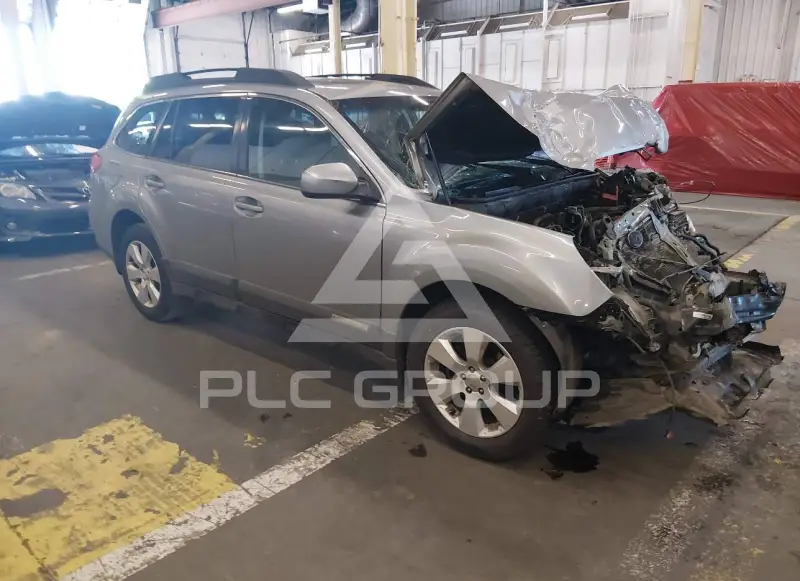 2010 Subaru Outback фото