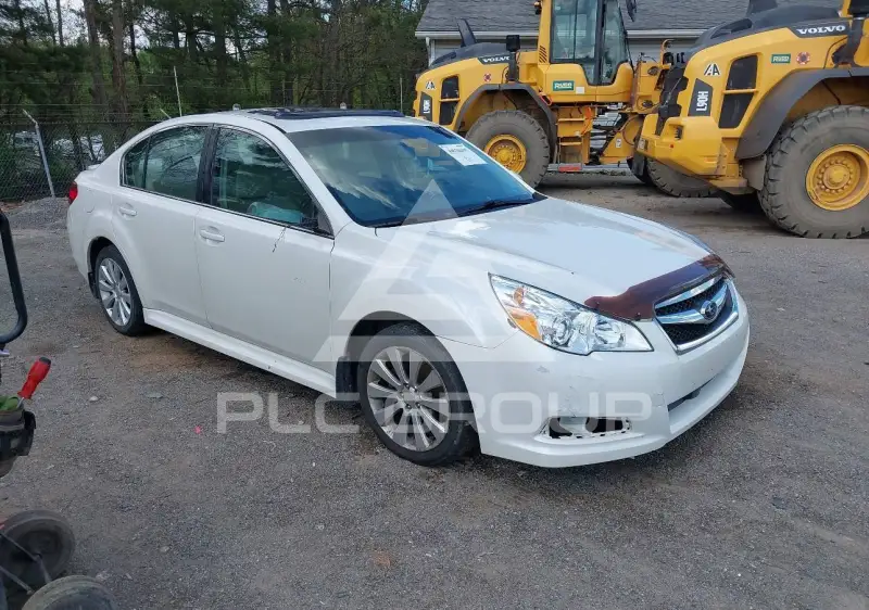 2010 Subaru Legacy photo