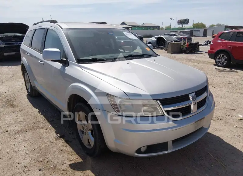 2010 Dodge JOURNEY photo