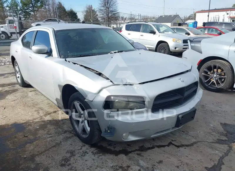 2010 Dodge CHARGER photo