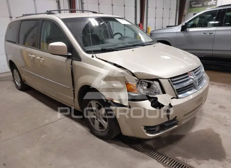 2010 Dodge Grand Caravan фото