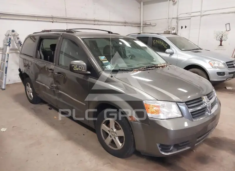 2010 Dodge Grand Caravan фото
