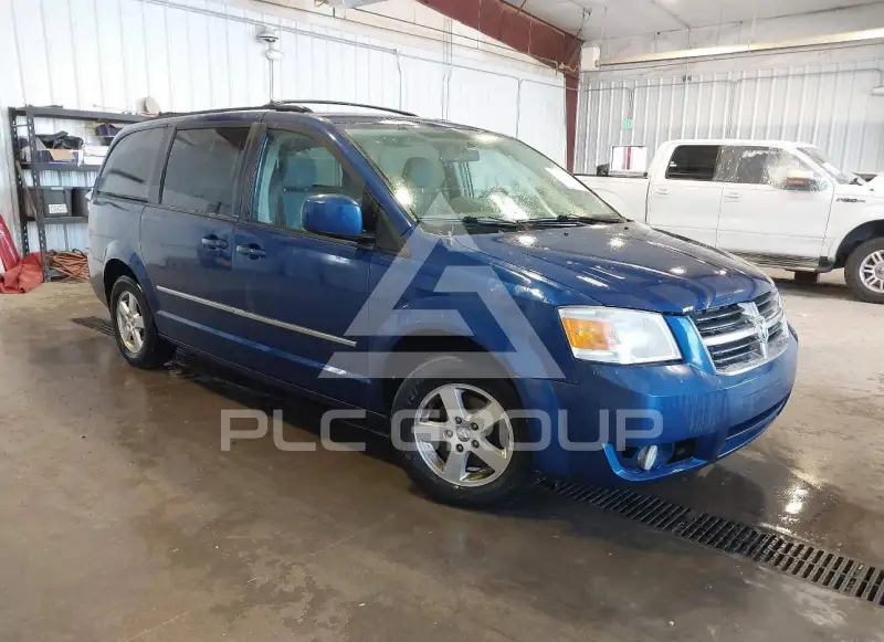 2010 Dodge Grand Caravan фото