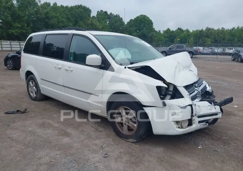 2010 Dodge Grand Caravan photo