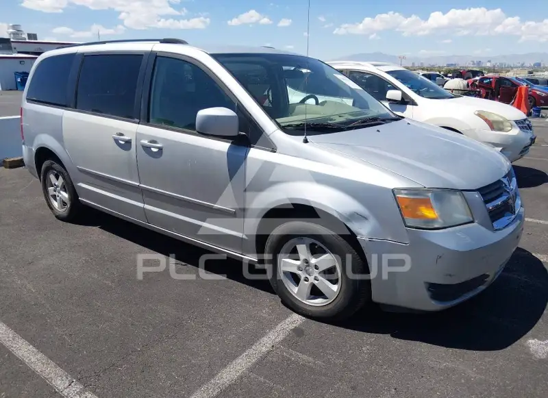 2010 Dodge Grand Caravan фото