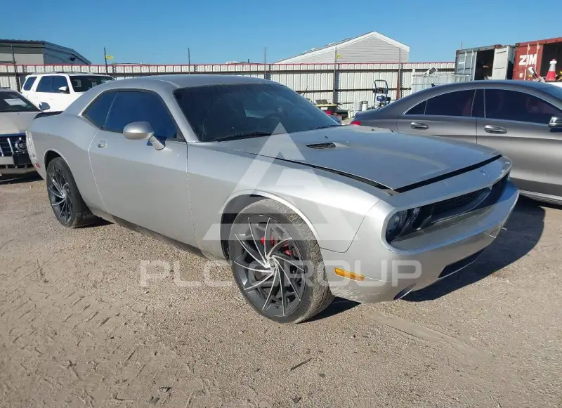 2010 Dodge CHALLENGER photo