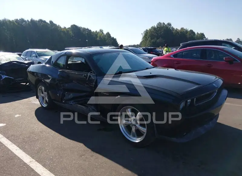 2010 Dodge CHALLENGER photo