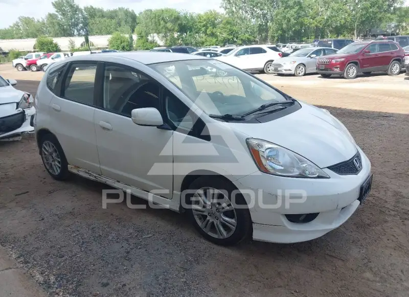 2010 Honda FIT photo