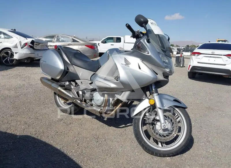 2010 Honda  фото