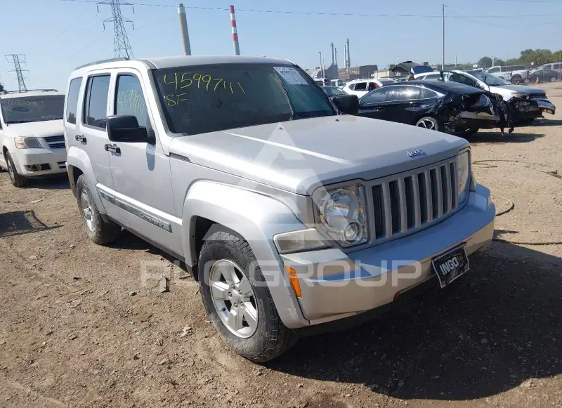 2010 Jeep LIBERTY photo