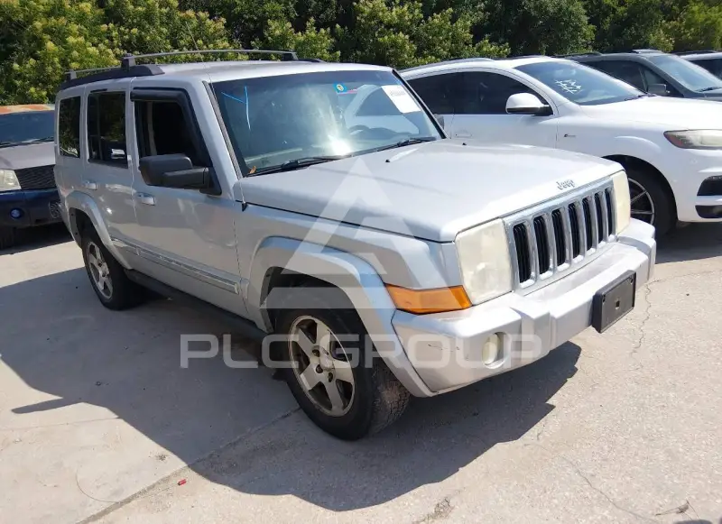 2010 Jeep COMANDER photo
