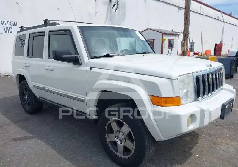 2010 Jeep COMANDER фото