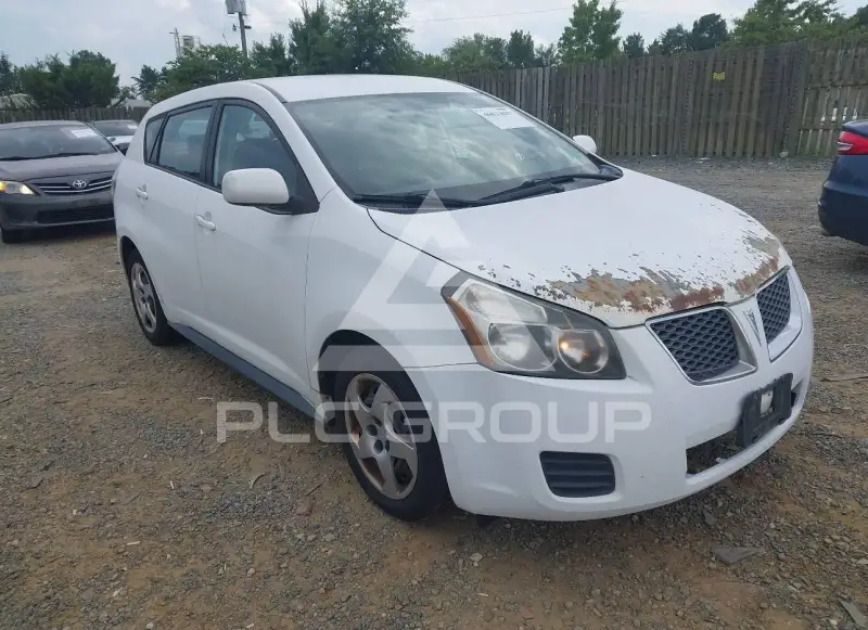 2010 Pontiac VIBE photo