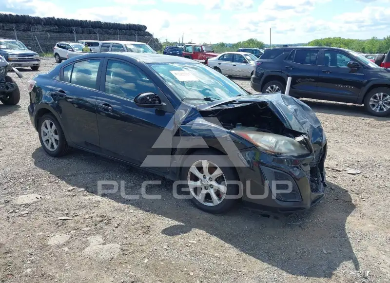 2010 Mazda 3 photo
