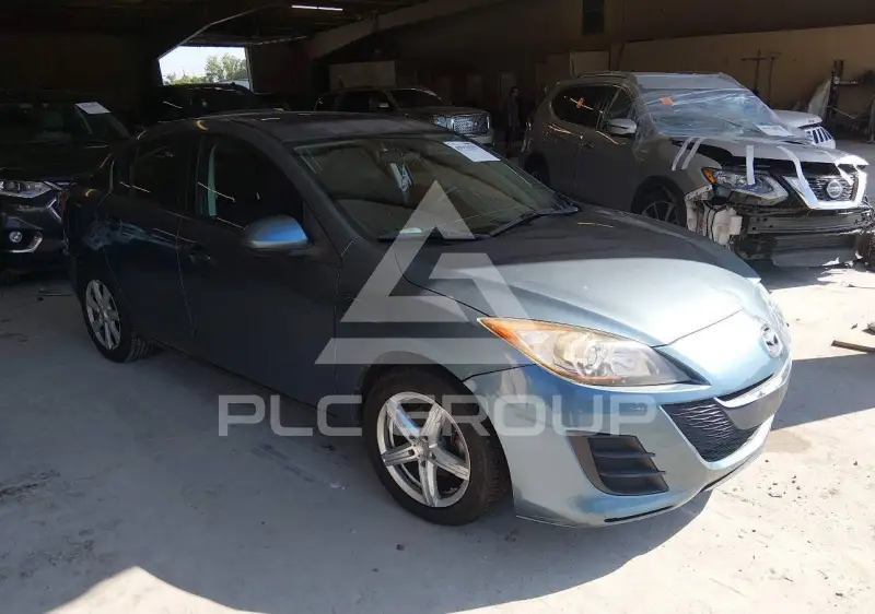 2010 Mazda 3 photo