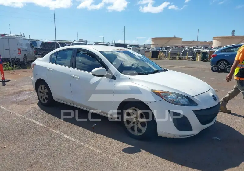 2010 Mazda 3 photo