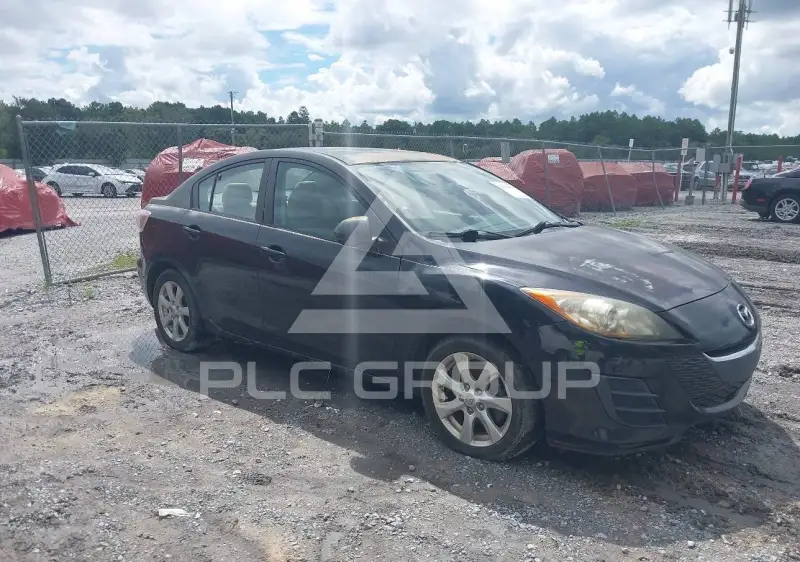 2010 Mazda 3 photo
