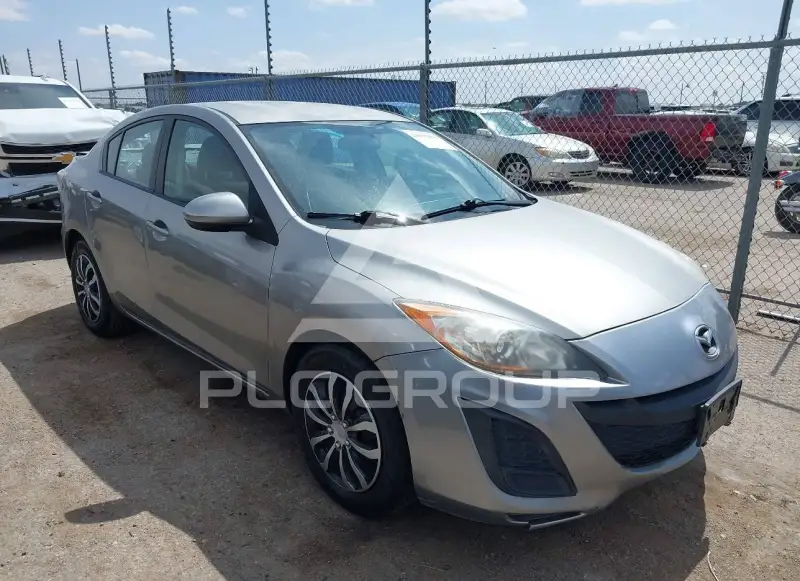 2010 Mazda 3 photo