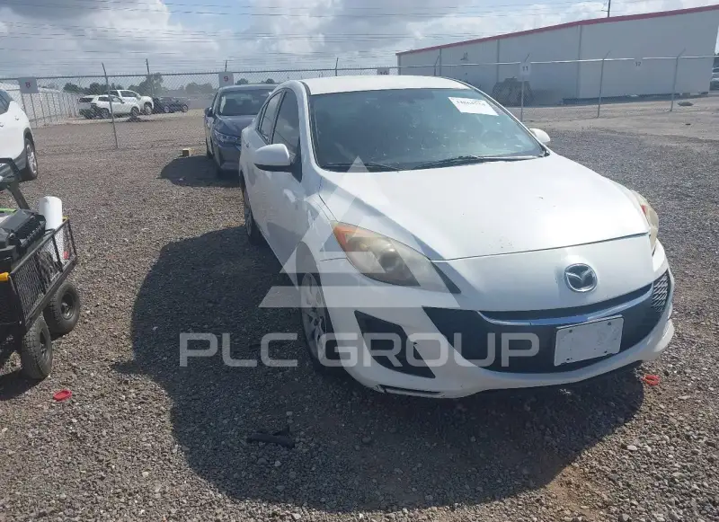 2010 Mazda 3 photo