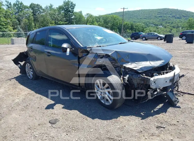 2010 Mazda 3 photo