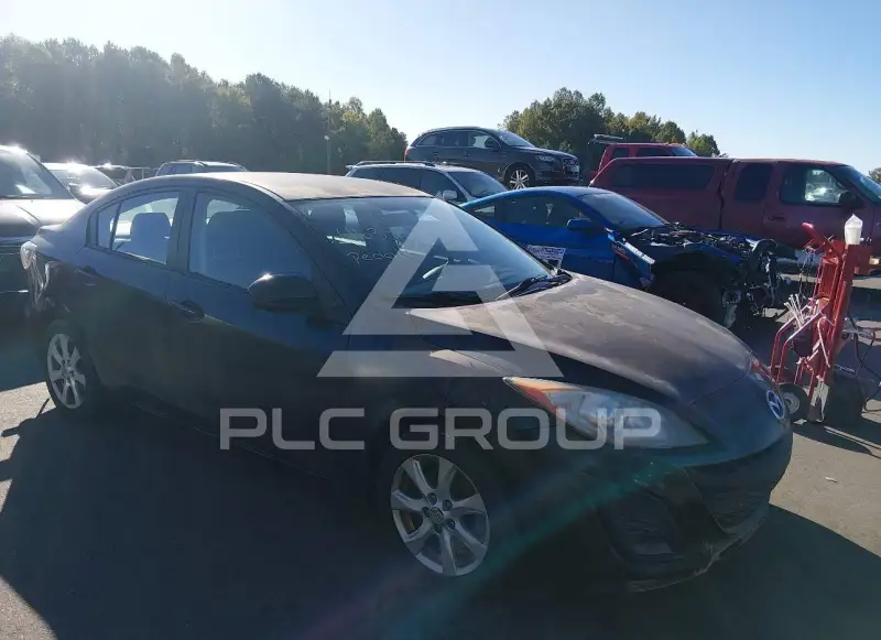 2010 Mazda 3 photo