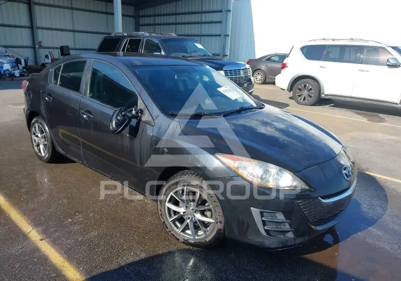 2010 Mazda 3 photo