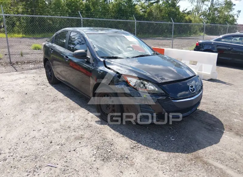 2010 Mazda 3 photo