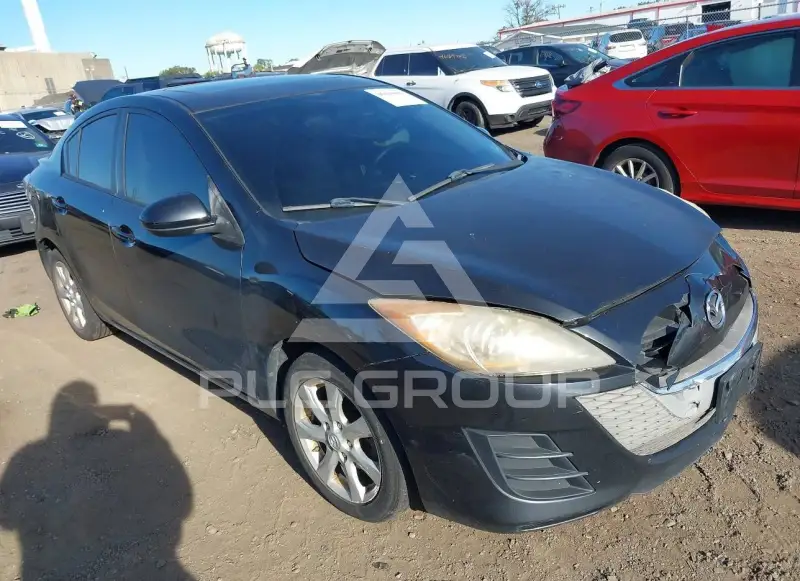 2010 Mazda 3 photo