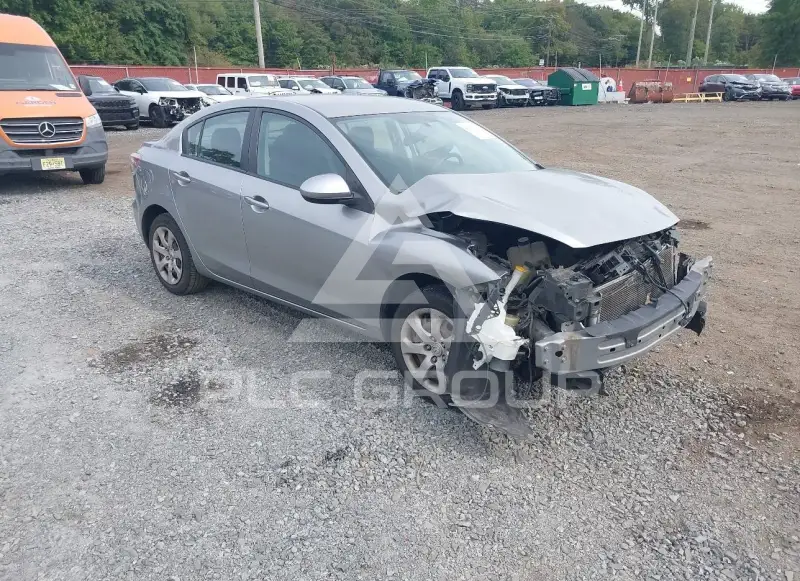 2010 Mazda 3 фото