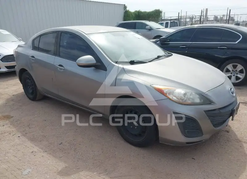 2010 Mazda 3 photo
