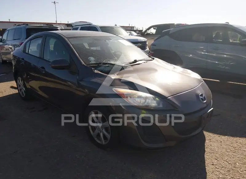 2010 Mazda 3 photo
