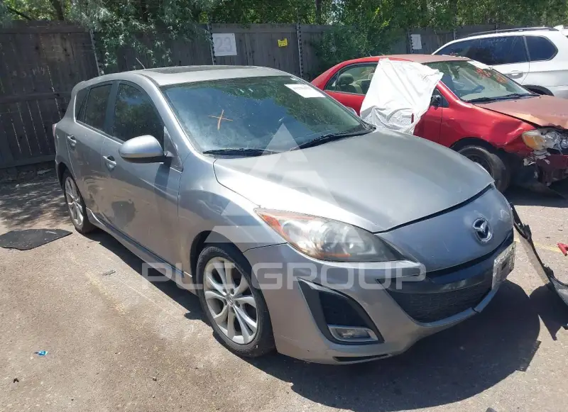 2010 Mazda 3 photo