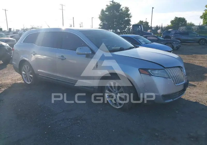 2010 Lincoln MKT фото