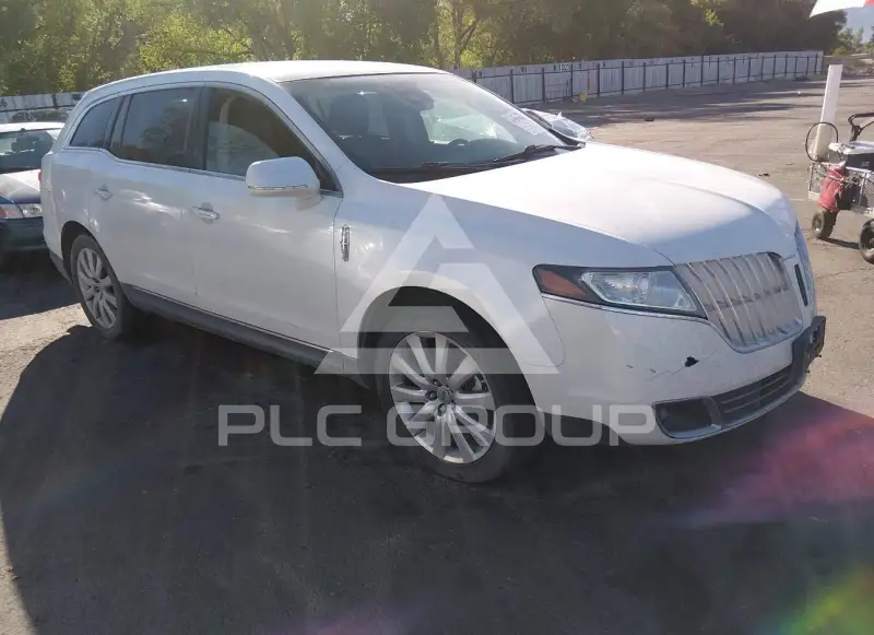 2010 Lincoln MKT фото