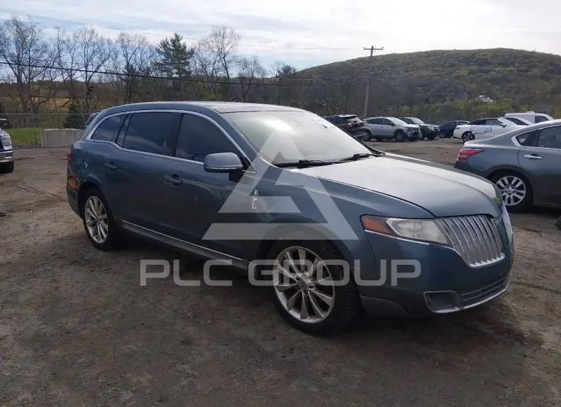 2010 Lincoln MKT фото