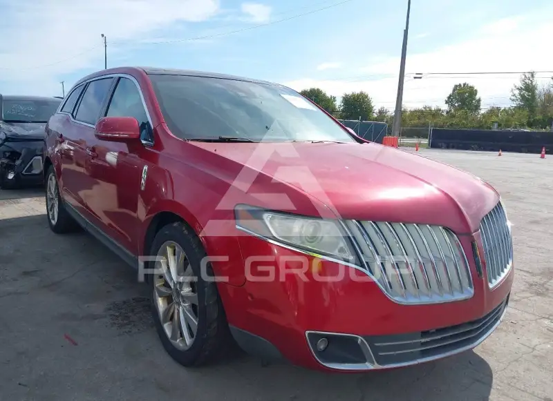 2010 Lincoln MKT фото