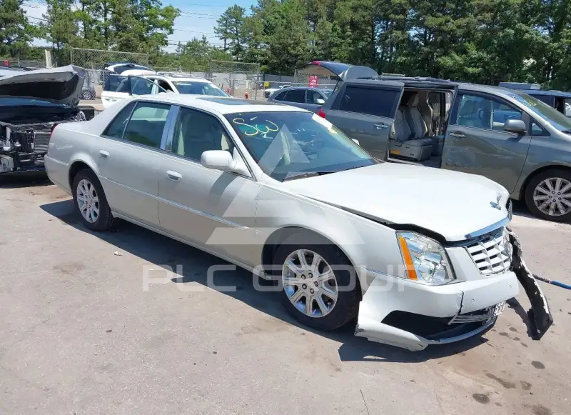 2010 Cadillac DTS фото