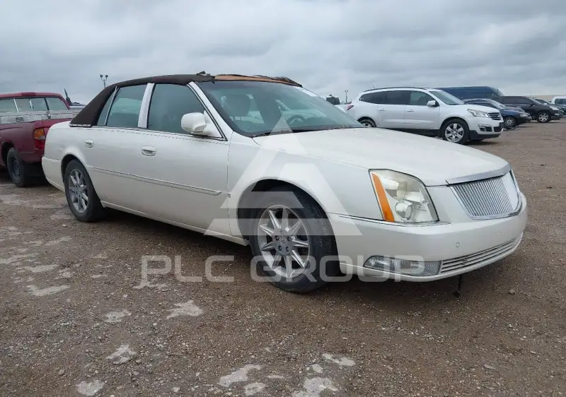 2010 Cadillac DTS фото