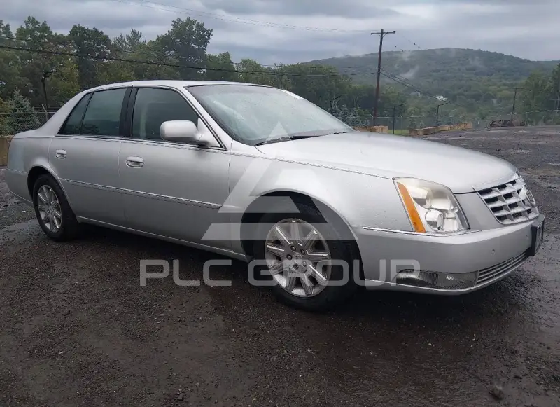2010 Cadillac DTS фото