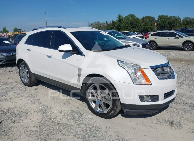 2010 Cadillac SRX photo