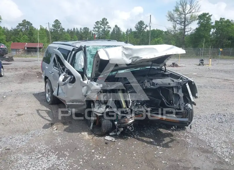 2010 Cadillac ESCALADE photo
