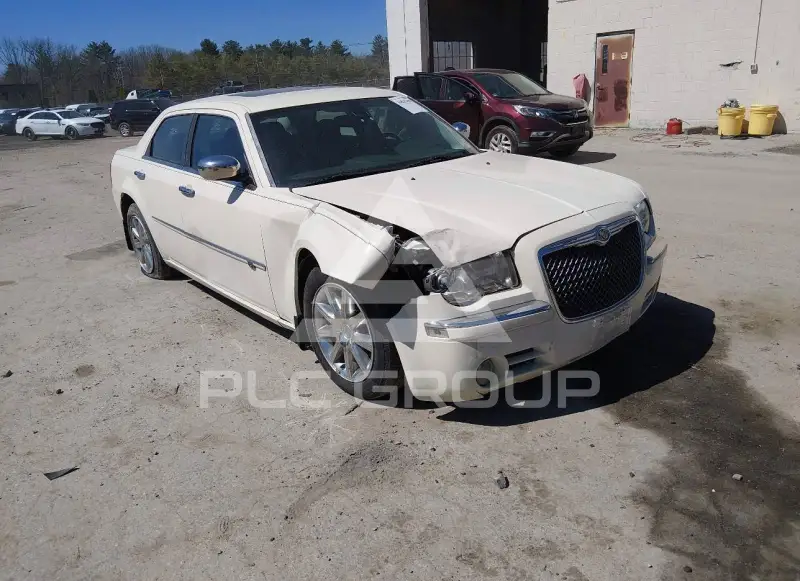 2010 Chrysler 300 фото