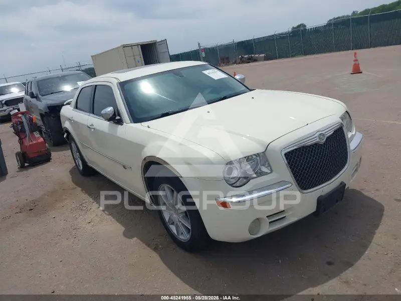 2010 Chrysler 300 photo