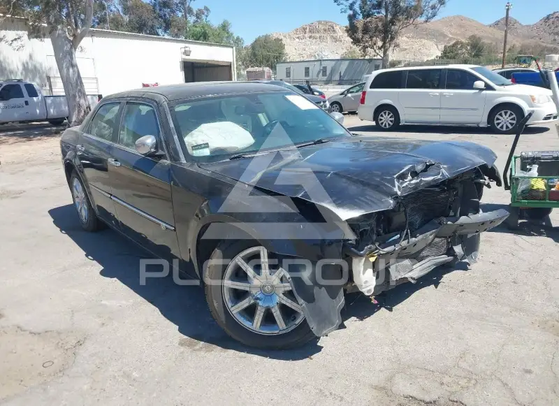 2010 Chrysler 300 фото